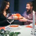 Cosa regalare alla propria partner in una particolare ricorrenza