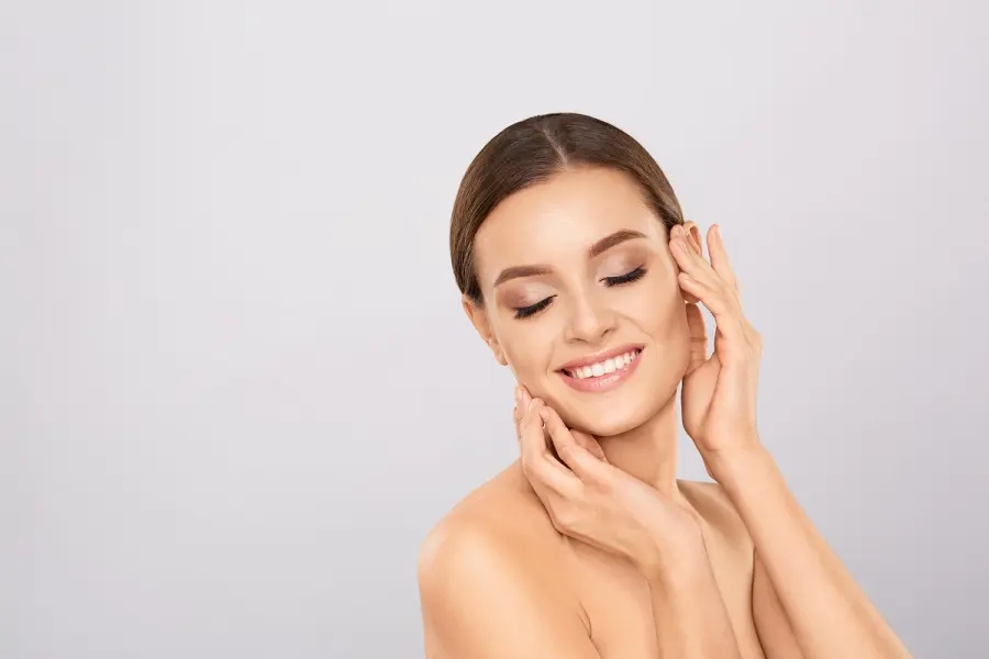 Cannabis light, una preziosa alleata della bellezza